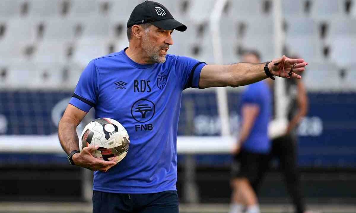Transfer Update: Roger de Sa Swaps Cape Town City for Spurs