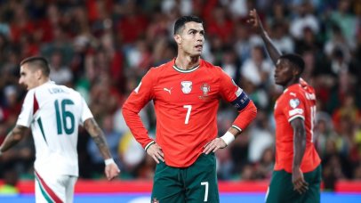 Euro WC qualifiers: Ireland stun Portugal as Cristiano Ronaldo sent off