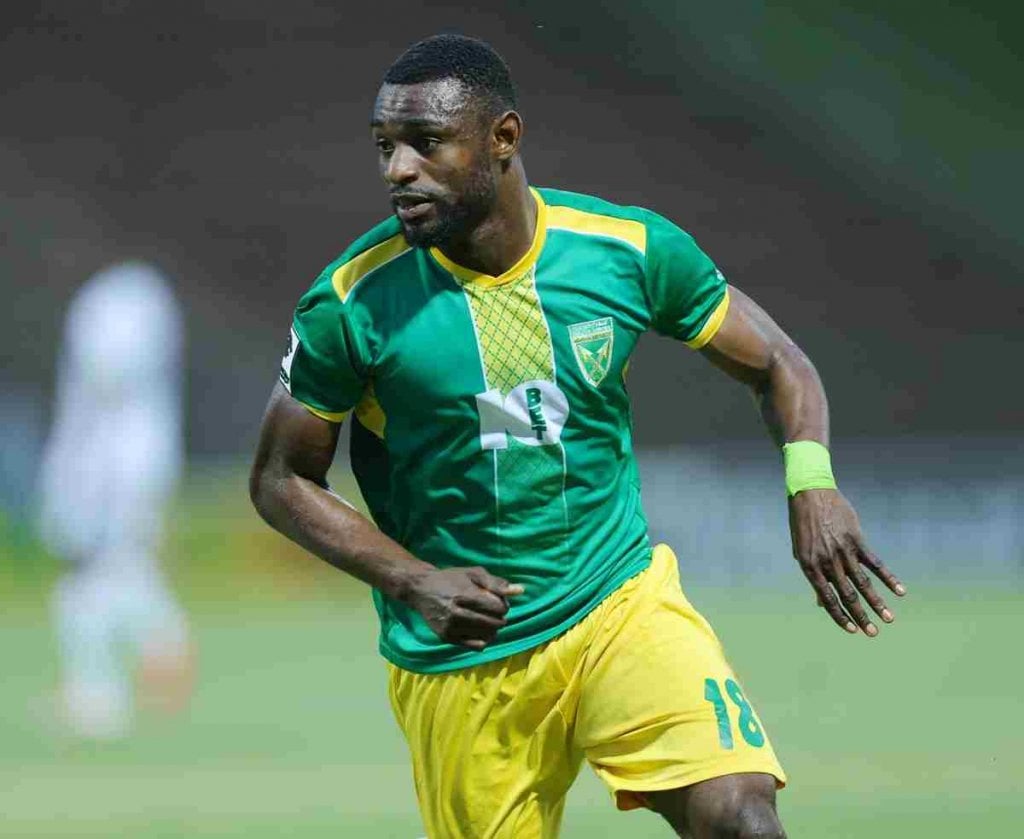 Golden Arrows striker Junior Dion in pursuit of the PSL's Golden Boot