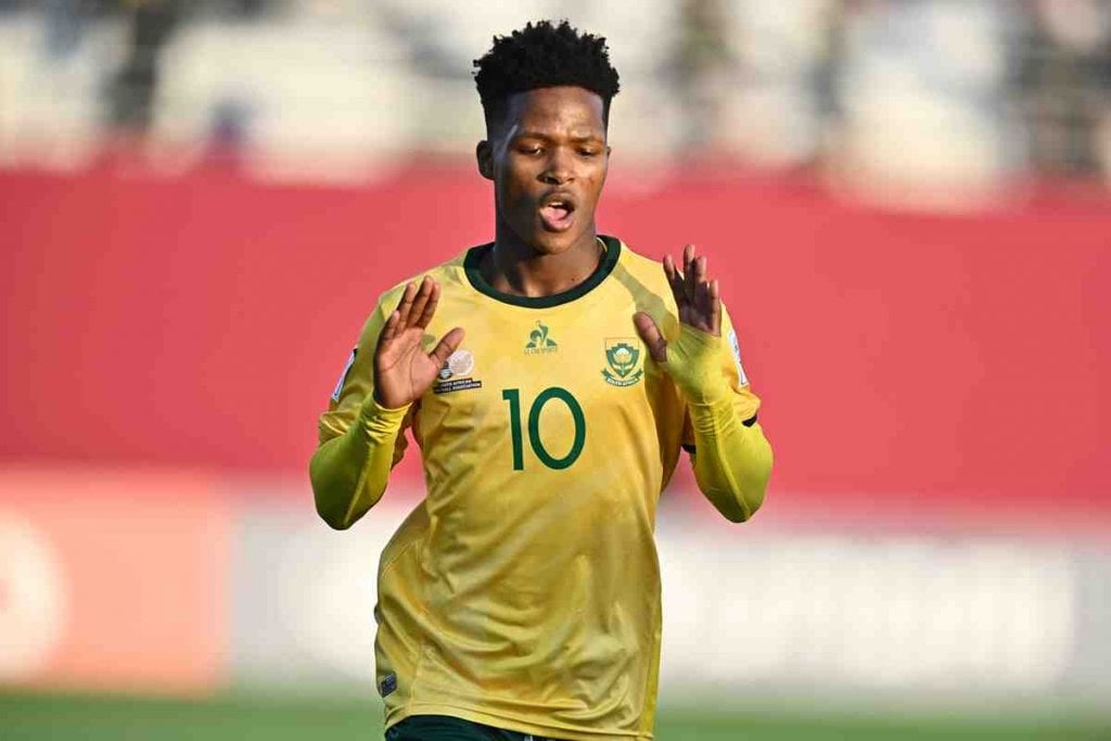 Beyond the Pitch: "After playing, I'll send him a text or he'll send me a text" - Former Orlando Pirates midfielder shares journey with rising star Emile Witbooi