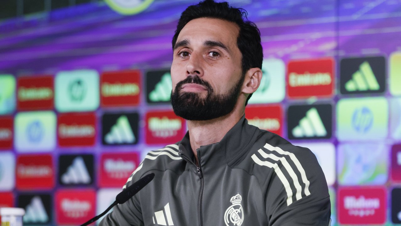 Real Madrid's new head coach Alvaro Arbeloa attends a press conference after a team training session at Valdebebas Sports Complex in Madrid, Spain, 13 January 2026. Real Madrid will face Albacete in their King's Cup (Copa del Rey) round of 16th soccer match on 14 January. EPA/J.J.GUILLEN