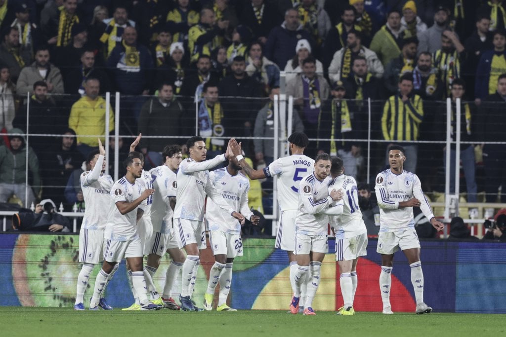 Players of Aston Villa celebrate scoring the 0-1 goal during the UEFA Europa League soccer match between Fenerbahce SK and Astona Villa, in Istanbul, Turkey, 22 January 2026. EPA/ERDEM SAHIN