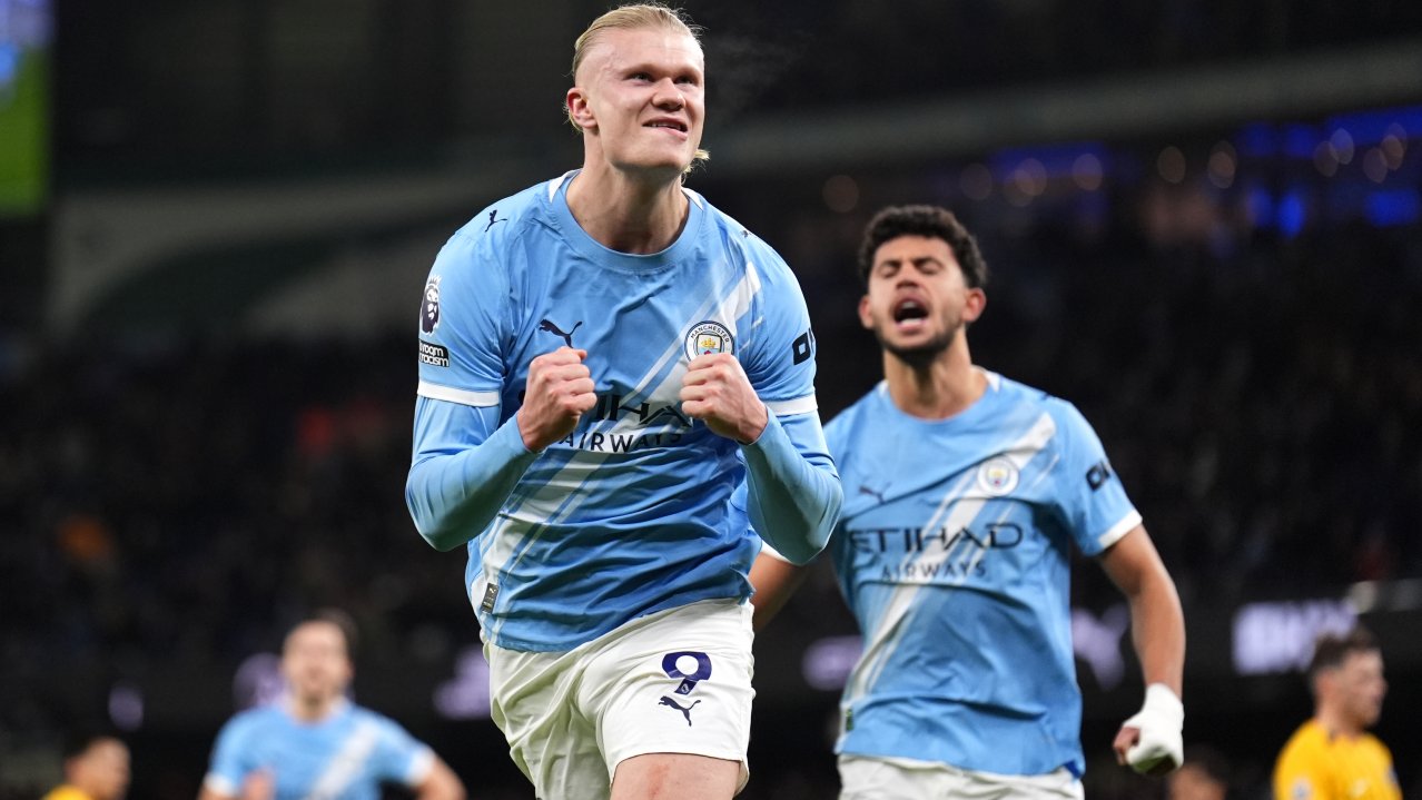 Manchester City's Erling Haaland celebrates scoring their side's first goal of the game during the Premier League match at Etihad Stadium, Manchester. Picture date: Wednesday January 7, 2026.