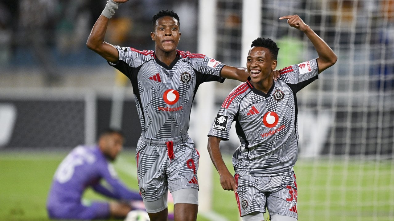 Nkosikhona Ndaba of Orlando Pirates celebrates with goal scorer Relebohile Mofekeng of Orlando Pirates during the Betway Premiership 2025/26 match between AmaZulu and Orlando Pirates at the Moses Mabhida Stadium in Durban on 3 February 2026 ©Gerhard Duraan/BackpagePix