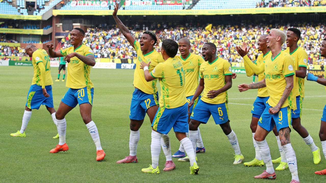 Brayan Leon Muniz of Mamelodi Sundowns celebrates goal with teammates during the CAF Champions League 2025/26 match between Mamelodi Sundowns and MC Alger at the Loftus Versfeld Stadium, Pretoria on the 14 February 2026 ©Muzi Ntombela/BackpagePix