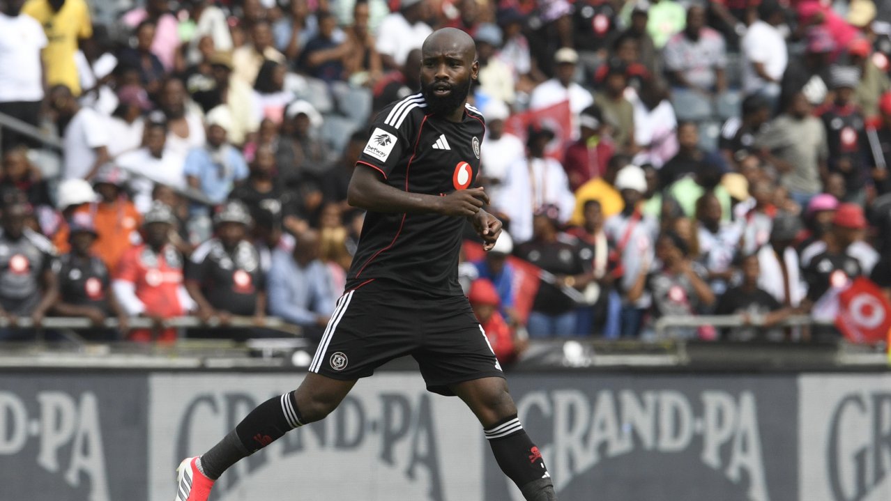 Makhehleni Makhaula of Orlando Pirates during the Betway Premiership 2025/26 match between Orlando Pirates and Marumo Gallants FC at the Orlando Stadium in Soweto on the 14 February 2026 ©Sydney Mahlangu BackpagePix