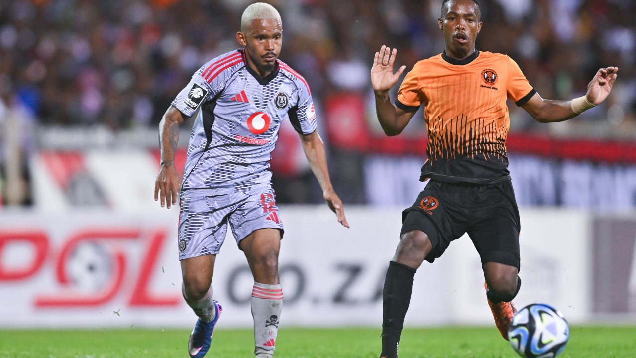 Oswin Appolis of Orlando Pirates challenged by Tlou Nkwe of Polokwane City during the Betway Premiership 2025/26 match between Polokwane City and Orlando Pirates at Old Peter Mokaba Stadium in Polokwane on 4 March 2026 ©Alche Greeff/BackpagePix