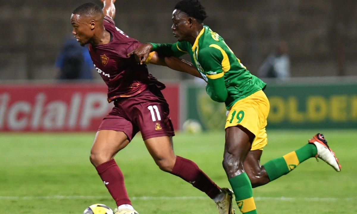 Langelihle Phili of Stellenbosch FC challenged by Isaac Cisse of Lamontville Golden Arrows during the Betway Premiership 2025\26 match between Lamontville Golden Arrows and Stellenbosch FC at King Zwelithini Stadium, in Durban on the 18 March 2026 ©Phakamisa Lensman/Backpagepix