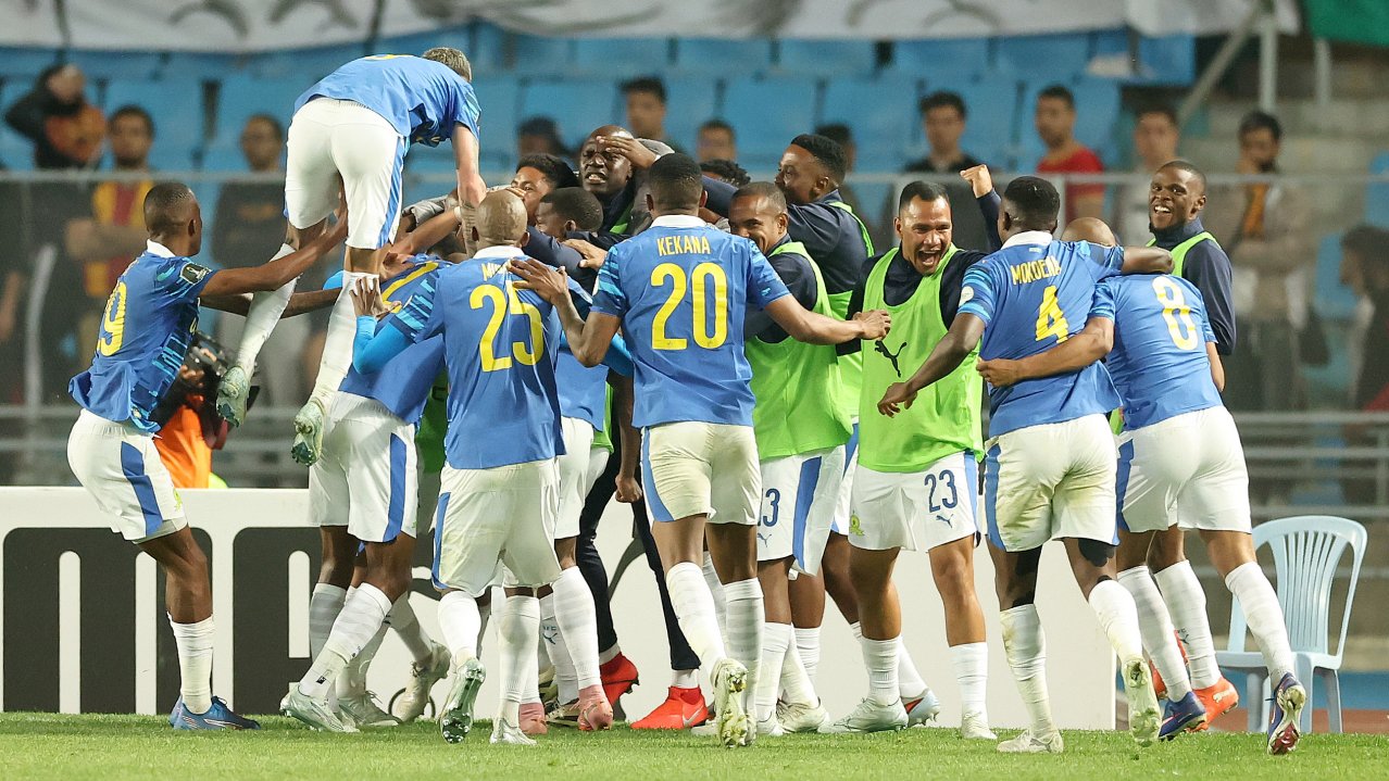 Brayan Leon of Mamelodi Sundowns celebrates goal with teammates during the CAF Champions League 2025/26 1st leg match between Esperance and Mamelodi Sundowns at Stade Olympique de Rades in Rades, Tunisia on the 12 April 2026 ©Mehrez Toujani/BackpagePix