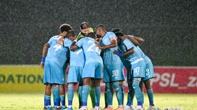Durban City huddles during Betway Premiership 2025/26 football match between Durban City and Orbit College at Chatsworth Stadium in Durban on 24 April 2026 ©Nokwanda Zondi/BackpagePix